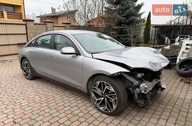 Hyundai Ioniq 6  2023