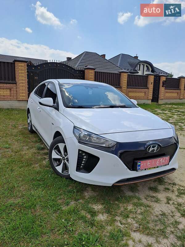 Hyundai Ioniq 2018 року в Луцьку