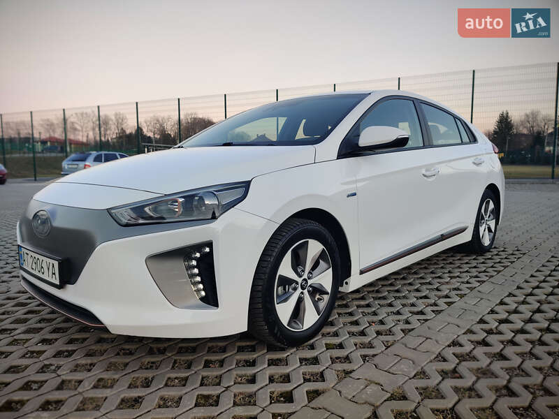 Hyundai Ioniq 2016 року в Івано-Франківську