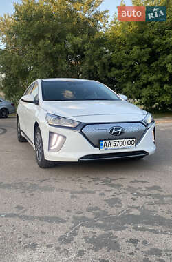 Hyundai Ioniq  2021