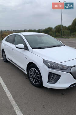 Hyundai Ioniq  2020