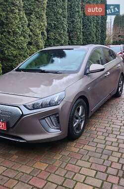 Hyundai Ioniq  2019