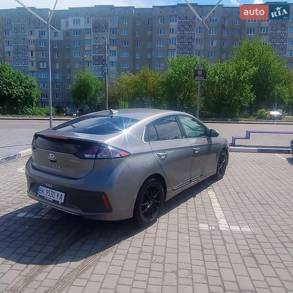 2019 Hyundai IONIQ - мініатюра 5