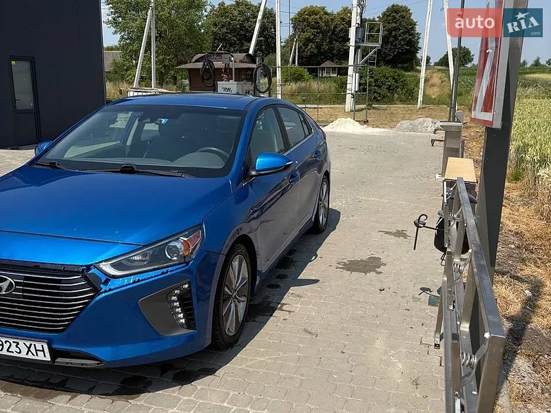 Hyundai Ioniq