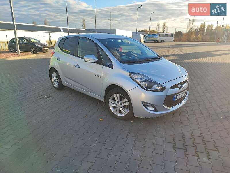 Hyundai IX20 2011 року в Луцьку