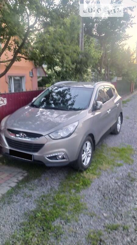 Универсал Hyundai ix35