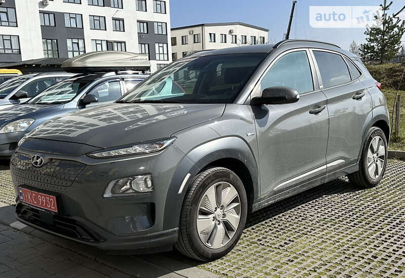 Лифтбек Hyundai Kona Electric