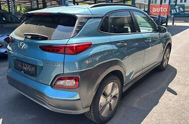 Hyundai Kona  2020