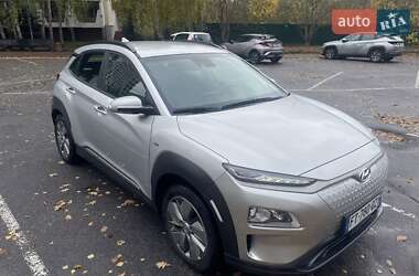 Hyundai Kona  2020