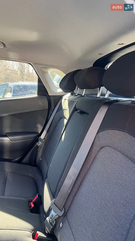 2022 Hyundai Kona - мініатюра 5