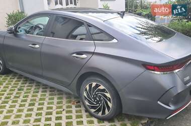 Hyundai Lafesta  2021