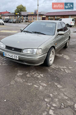 Hyundai Lantra  1992