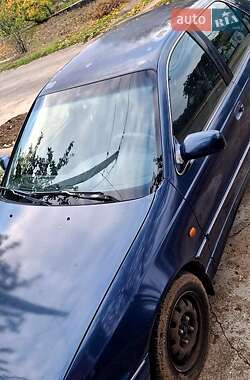 Hyundai Lantra  1994