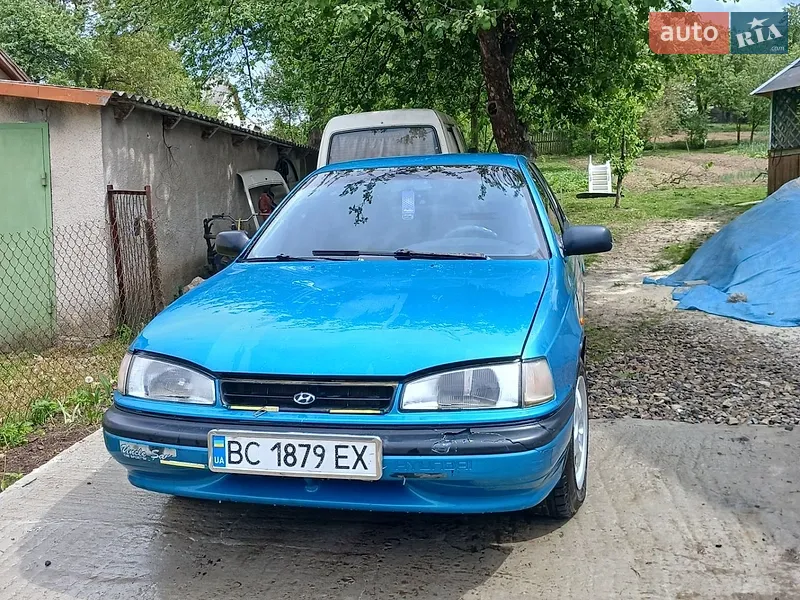 Hyundai Lantra