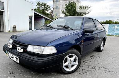 Hyundai Pony  1992