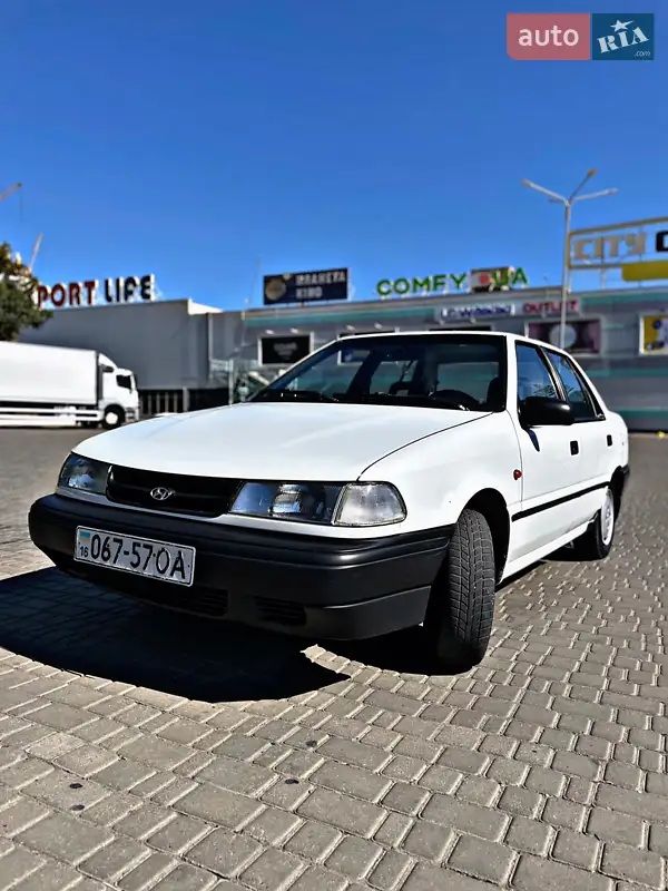 Hyundai Pony