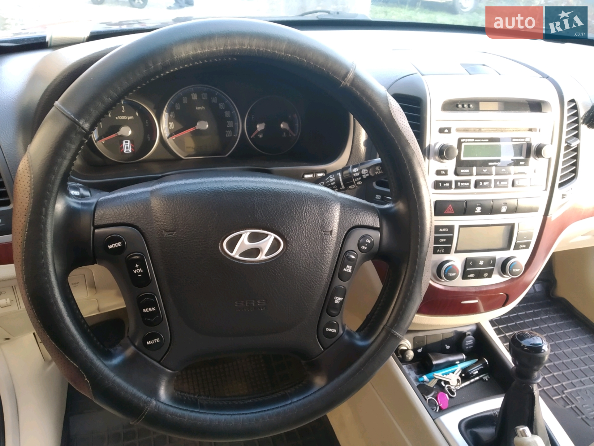 Hyundai Santa FE 2006 VIN KMHSH81WP6U045370 фото оголошення 17 з 23