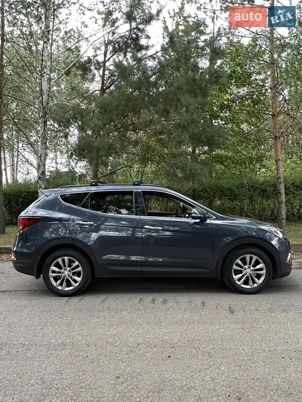 Hyundai Santa FE