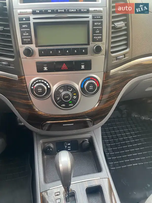 Hyundai Santa FE