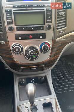 Hyundai Santa FE  2010