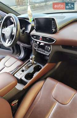 Hyundai Santa FE  2018