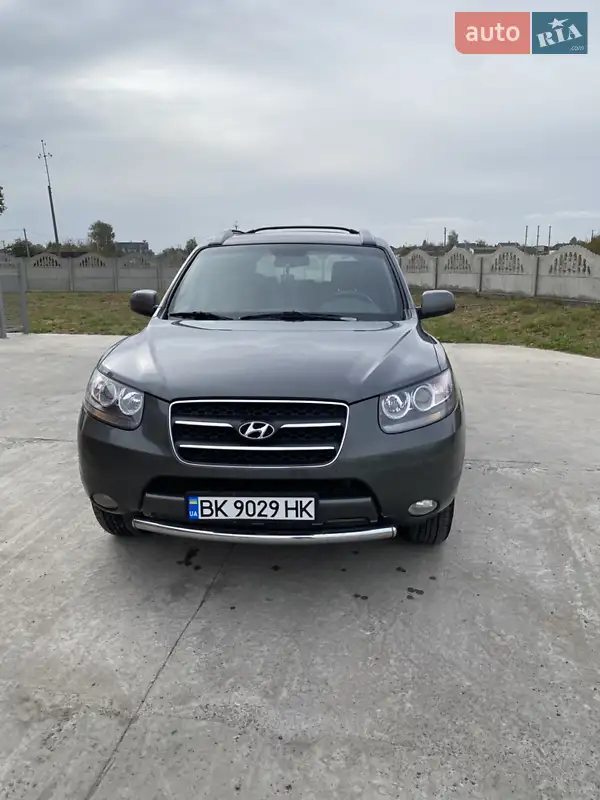 Hyundai Santa FE
