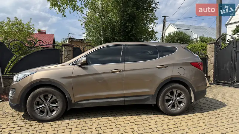 Hyundai Santa FE