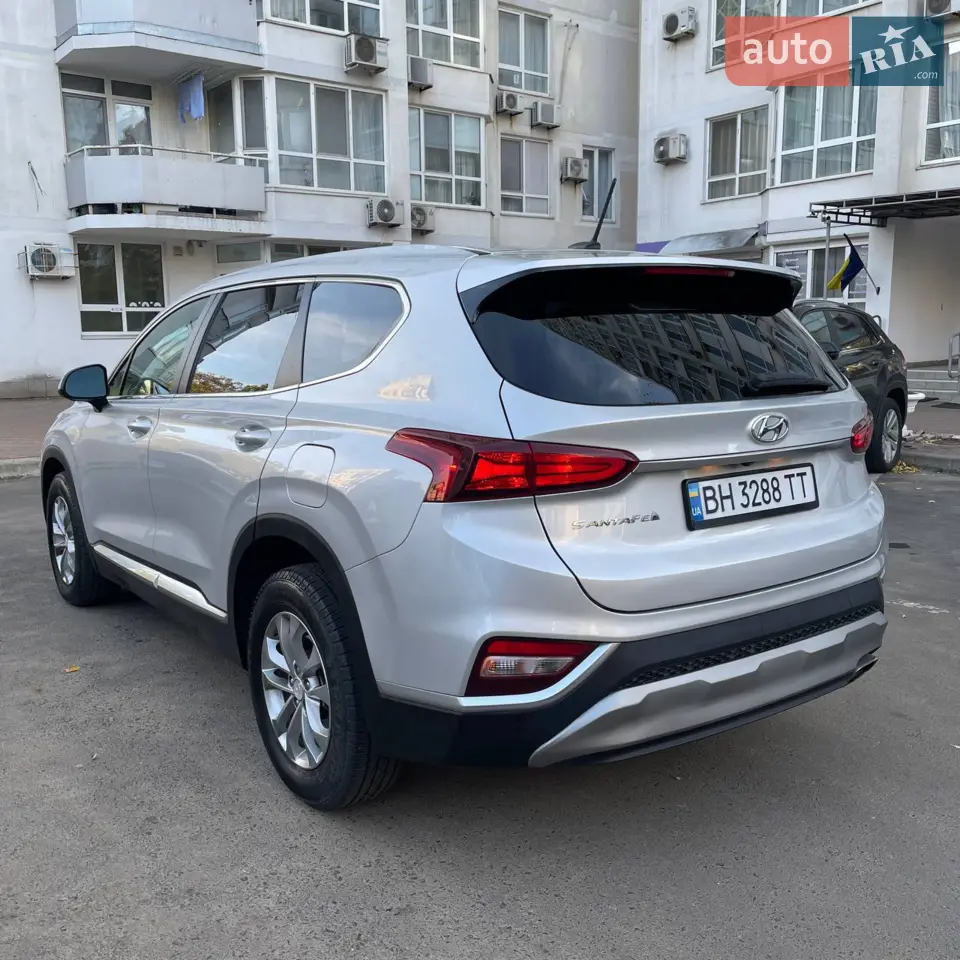 2019 Hyundai Santa Fe - мініатюра 4