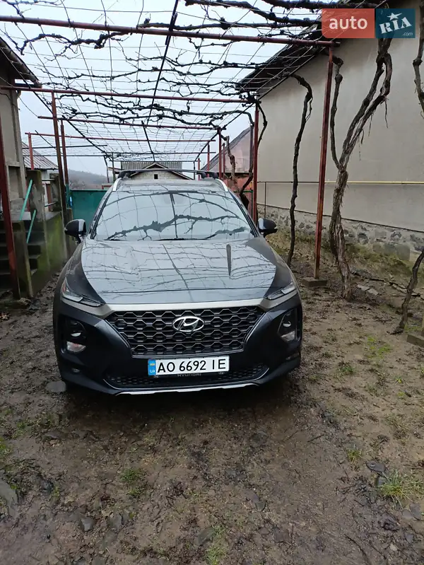 Hyundai Santa FE