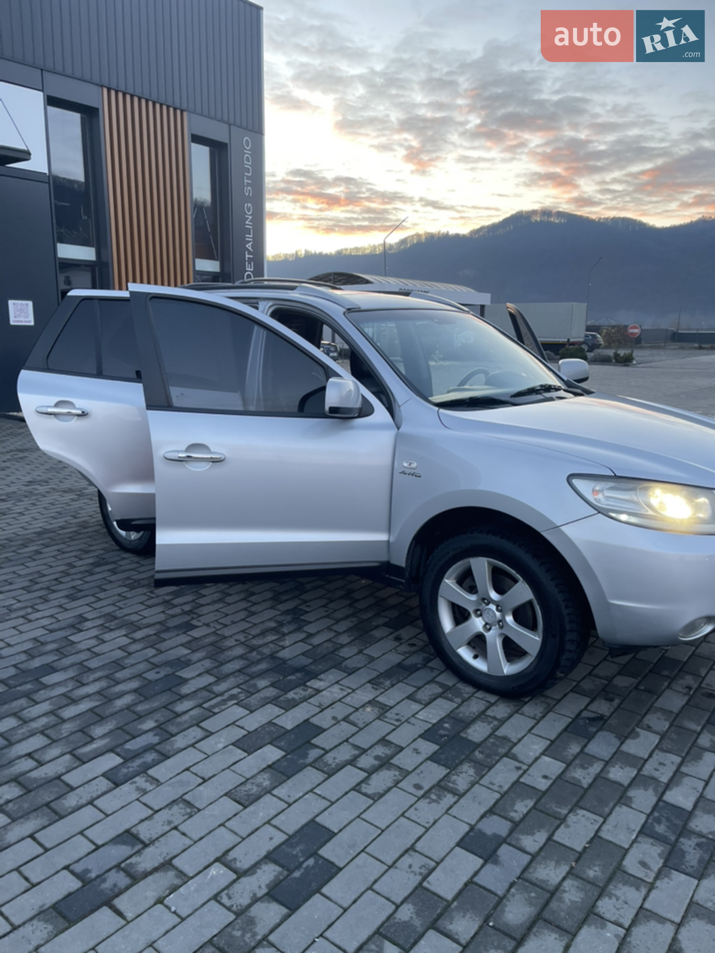 Hyundai Santa FE 2007 VIN KMHSH81WP8U288648 фото оголошення 4 з 14