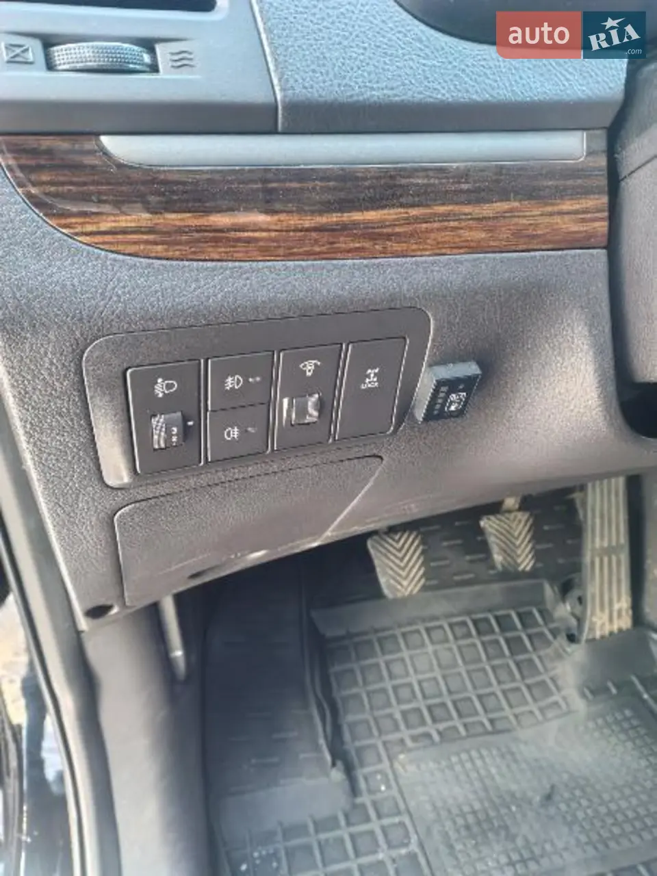 2011 Hyundai Santa Fe - мініатюра 4