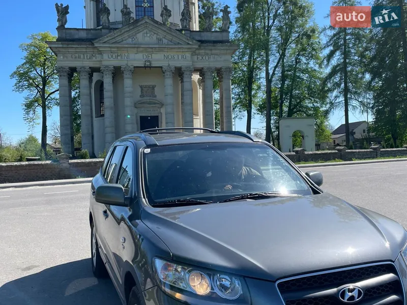 Hyundai Santa FE