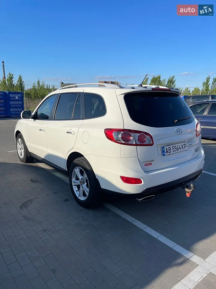 2011 Hyundai Santa Fe - мініатюра 4