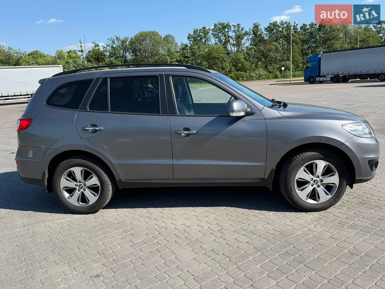 2011 Hyundai Santa Fe - мініатюра 4
