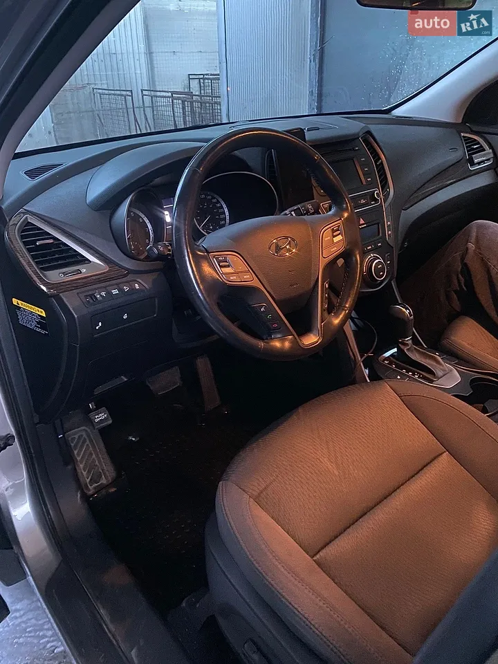 2016 Hyundai Santa Fe - мініатюра 5
