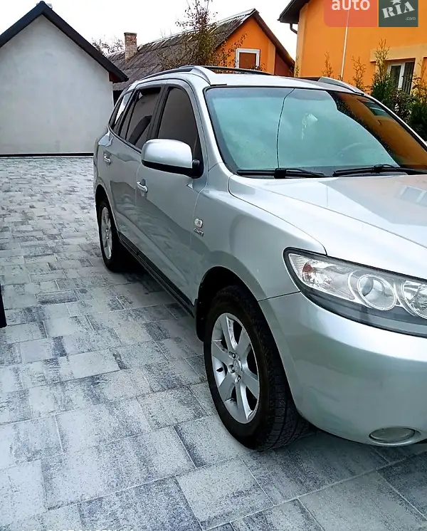 Hyundai Santa FE