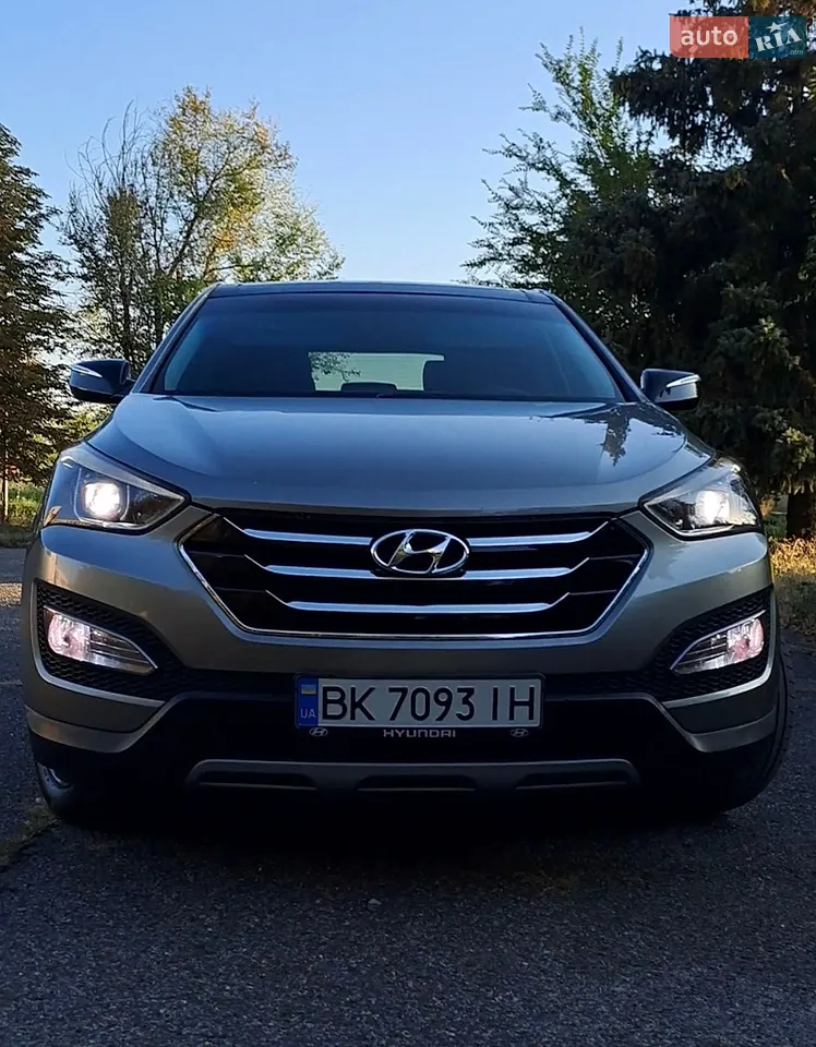 2012 Hyundai Santa Fe - мініатюра 2