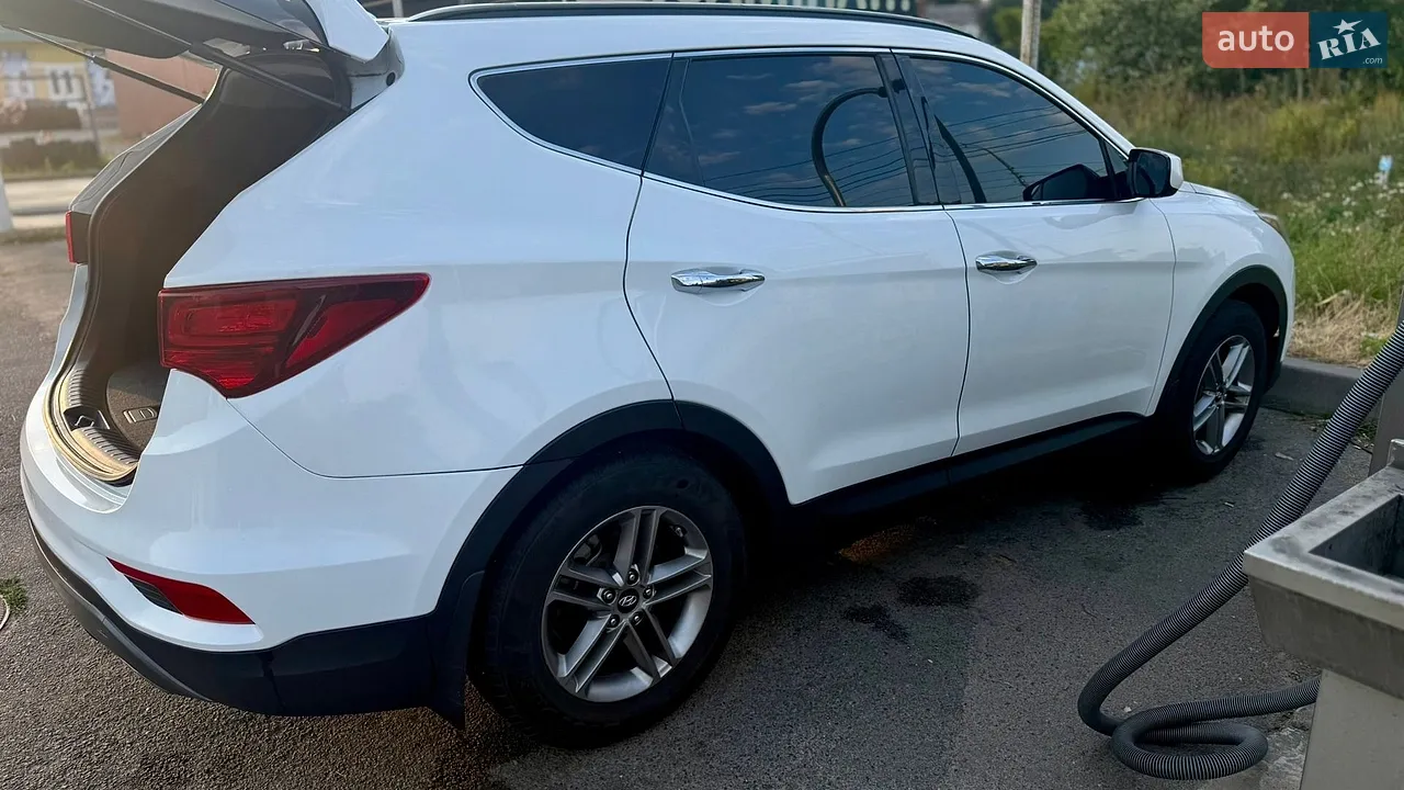 2016 Hyundai Santa Fe - мініатюра 2