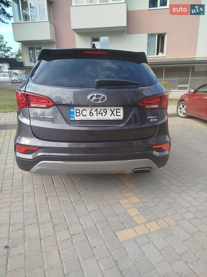 2017 Hyundai Santa Fe - мініатюра 4