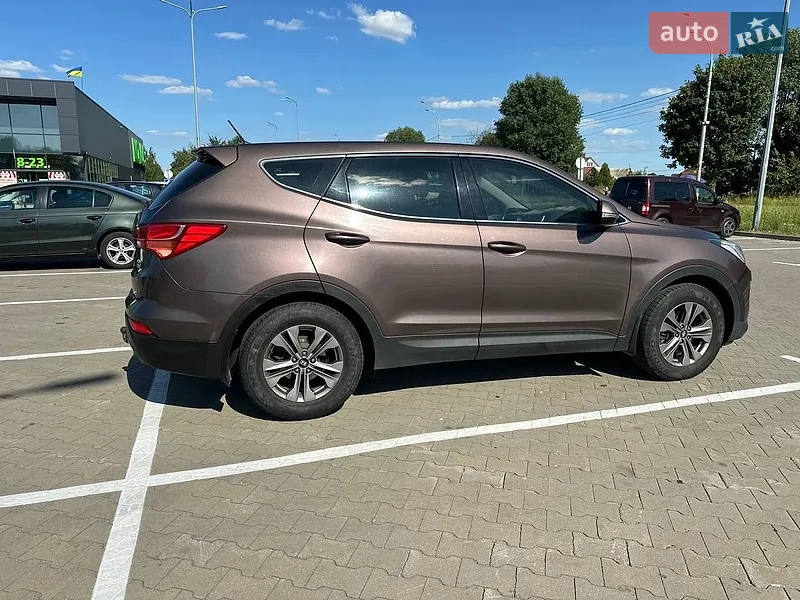 Hyundai Santa FE