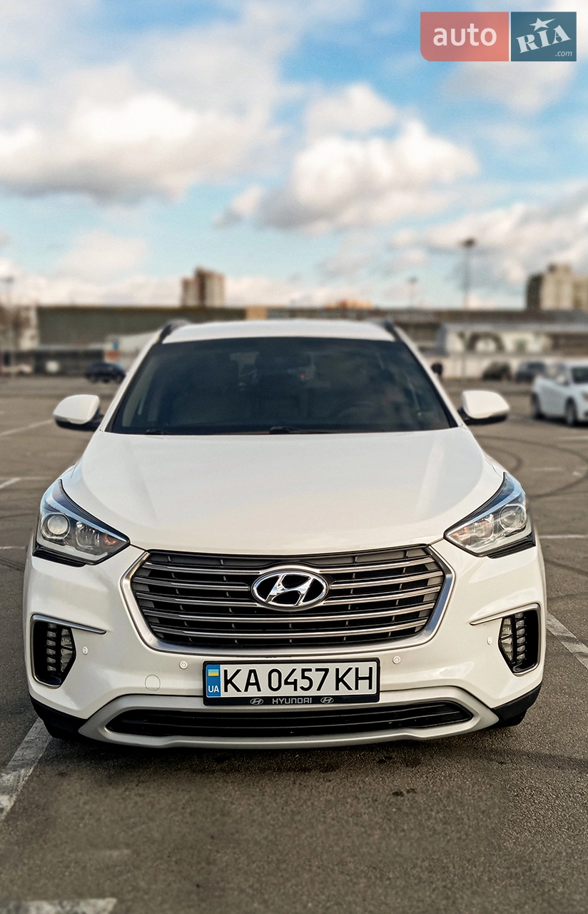 2017 Hyundai Santa Fe - фото 1