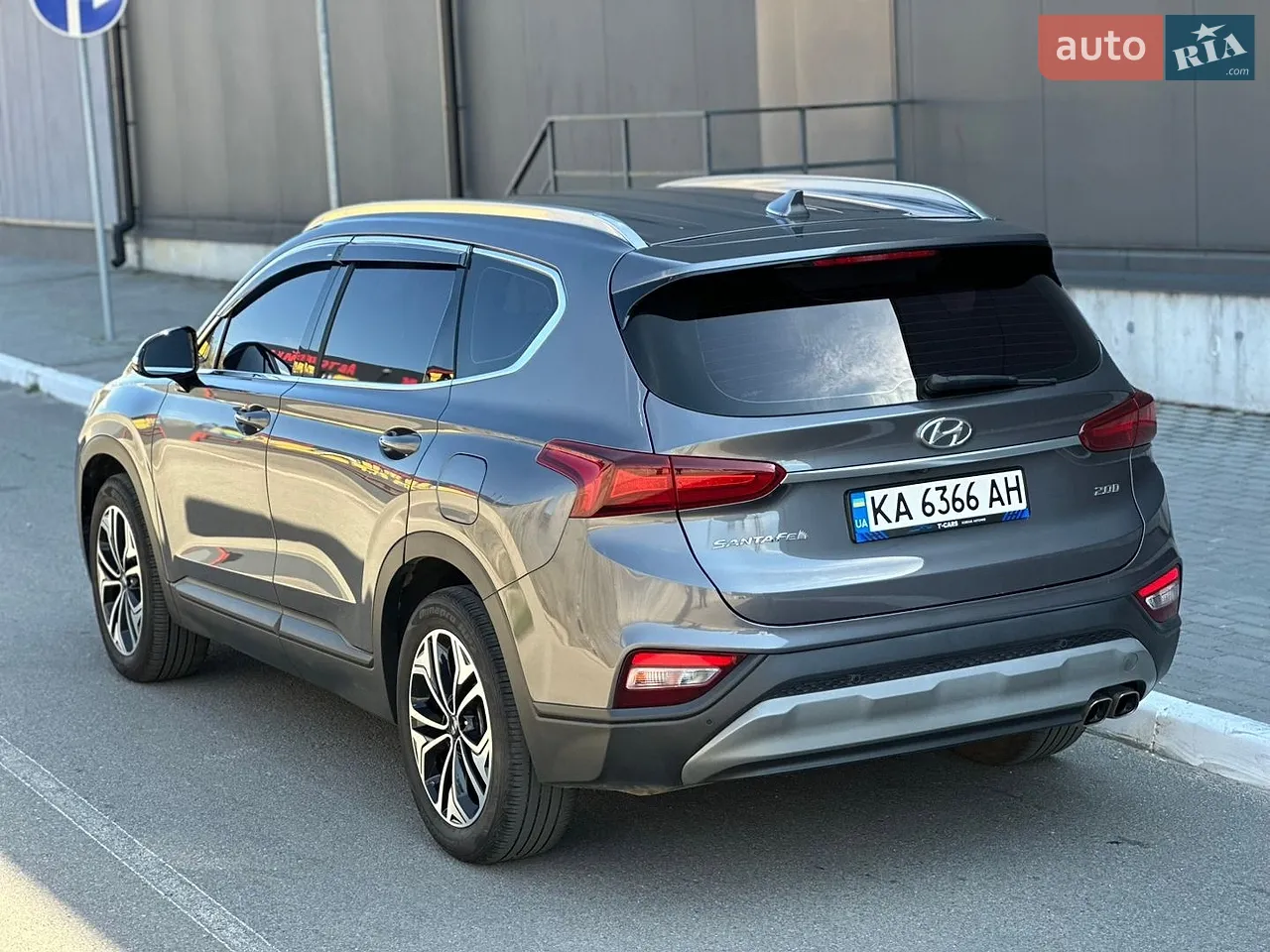 2018 Hyundai Santa Fe - фото 1