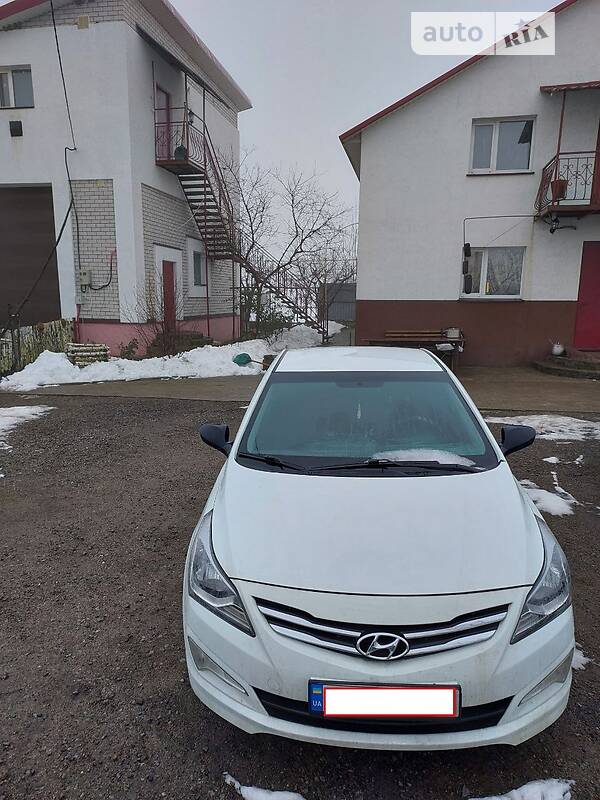 Седан Hyundai Solaris