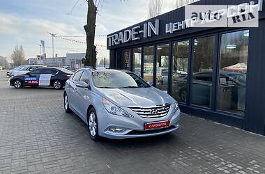 Hyundai Sonata  2011