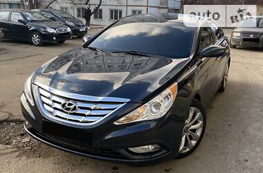 Hyundai Sonata Sport 2013