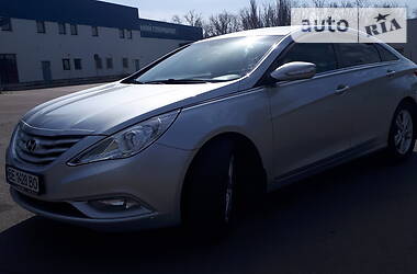 Hyundai Sonata  2011