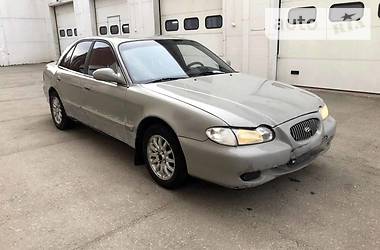 Hyundai Sonata  1998
