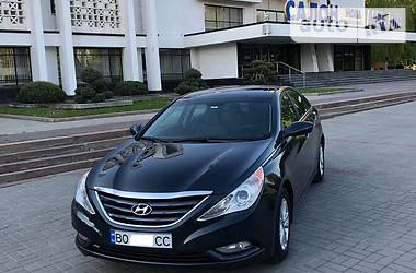 Hyundai Sonata  2012