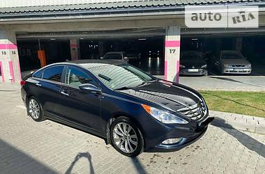 Hyundai Sonata  2011