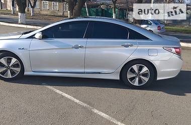 Hyundai Sonata  2011